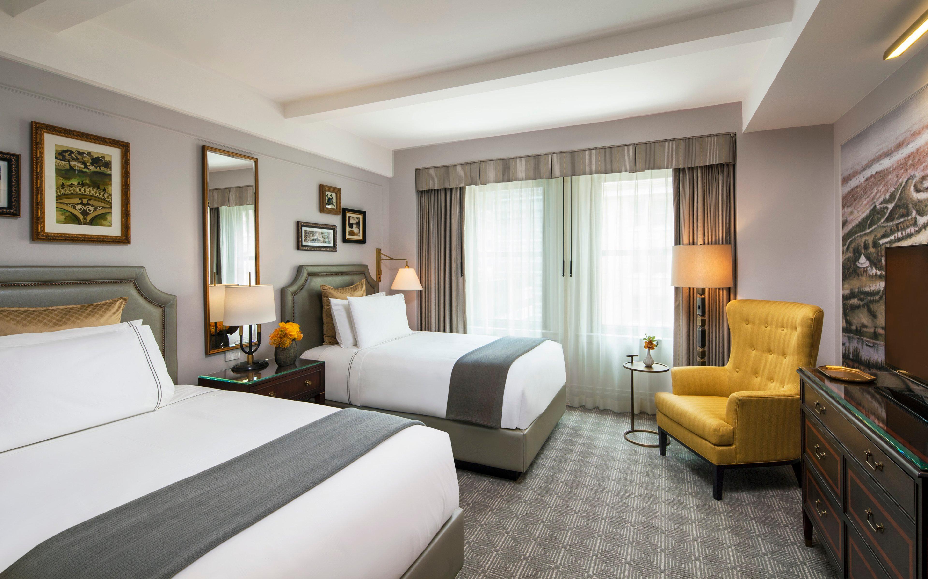 Intercontinental New York Barclay Hotel By Ihg Ngoại thất bức ảnh A guest room at the Hotel Commonwealth
