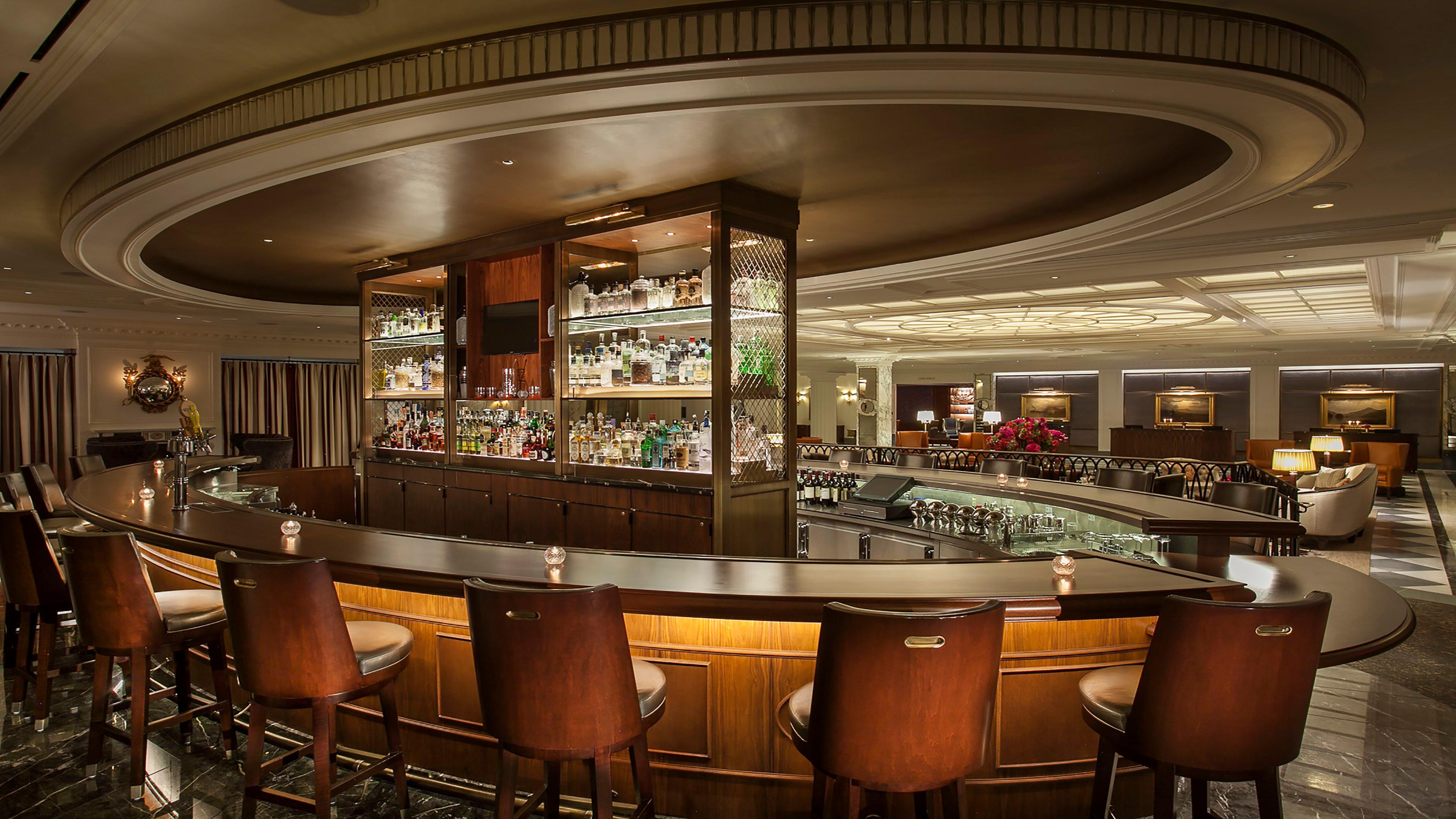 Intercontinental New York Barclay Hotel By Ihg Ngoại thất bức ảnh The bar at the Four Seasons Hotel