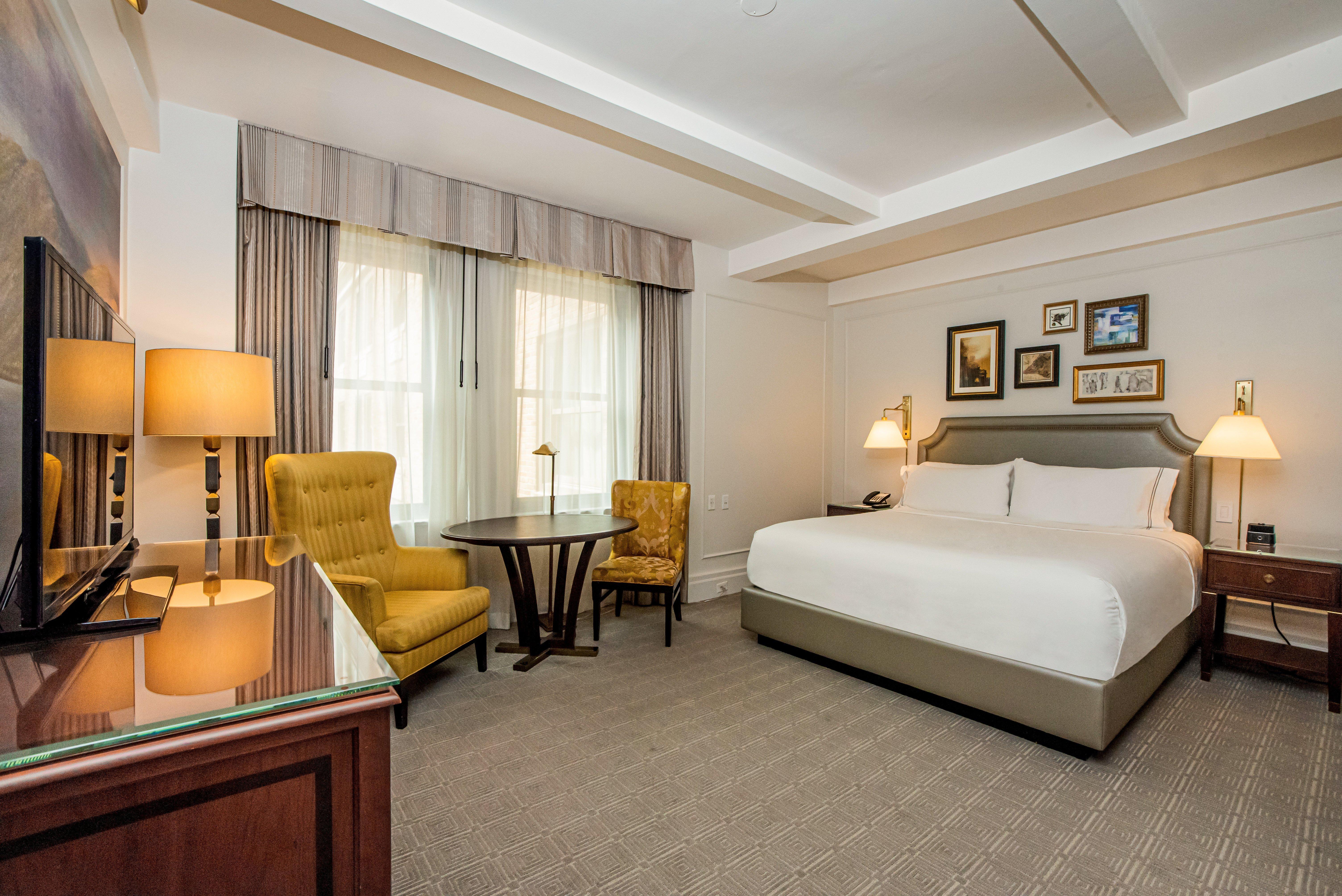 Intercontinental New York Barclay Hotel By Ihg Ngoại thất bức ảnh A guest room at The Carlyle