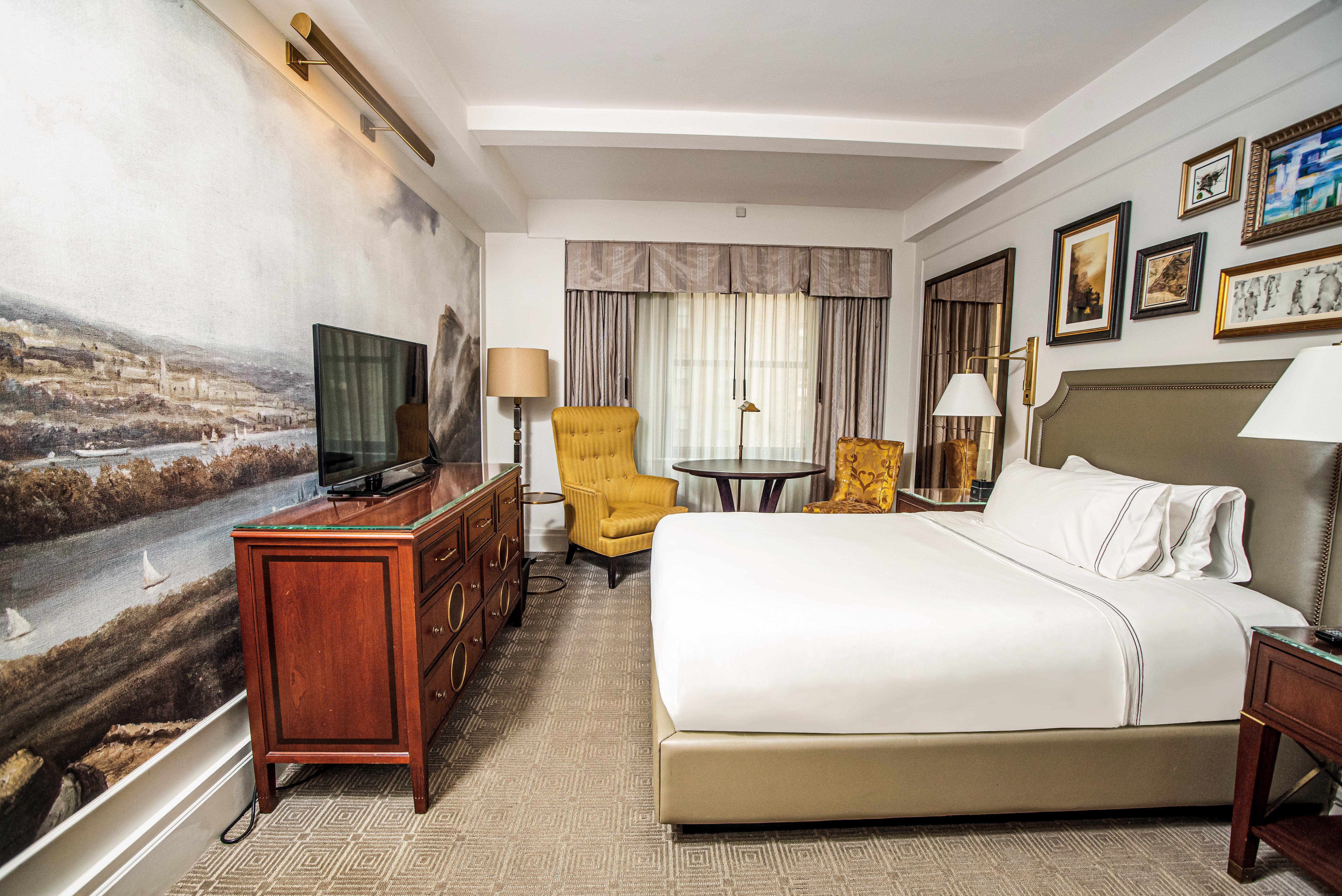Intercontinental New York Barclay Hotel By Ihg Ngoại thất bức ảnh A guest room at the Hotel de Ville